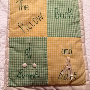 Vintage pillow book